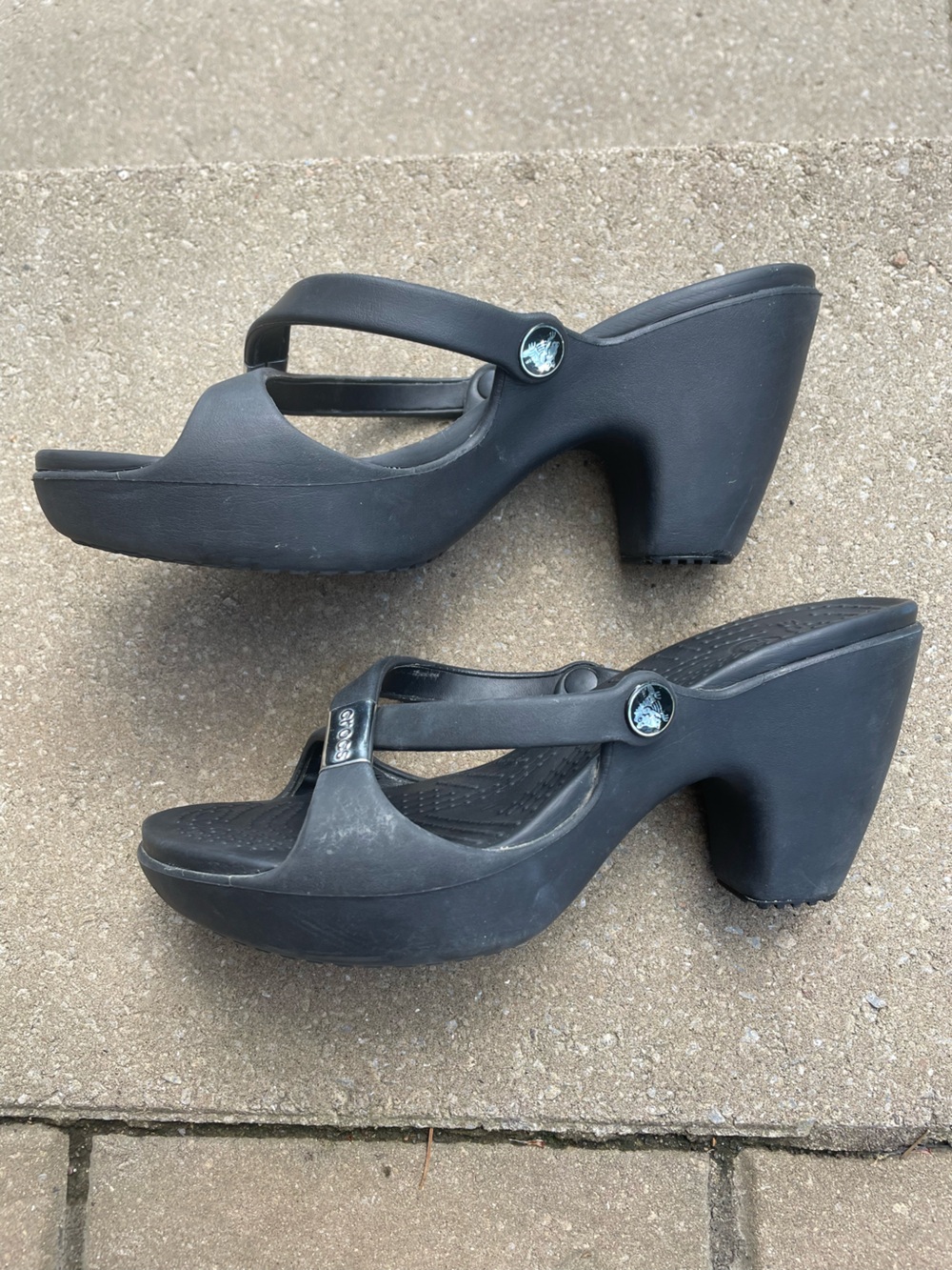 Crocs Cyprus IV Black Platform Heel Sandals Comfort Criss Cross Slip On Chunky - Picture 5 of 14